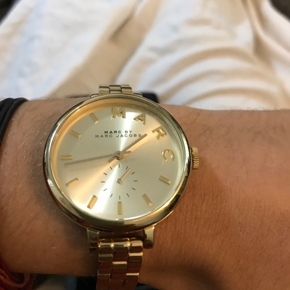 MARC JACOBS GOLD WATCH - Picture 3 of 4